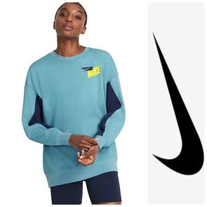 Nike Dri Fit logo sweatshirt